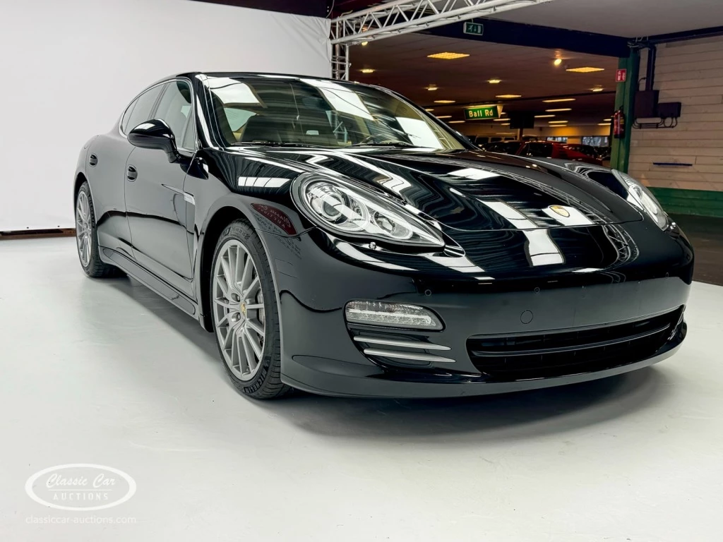 Hoofdafbeelding Porsche Panamera