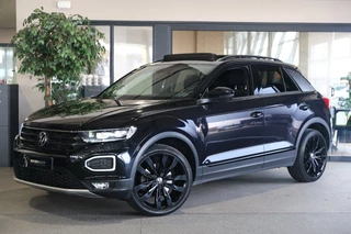 Volkswagen T-Roc 1.5 TSI Sport 150PK DSG Pano Virtual Led Navi Trekhaak Black Style