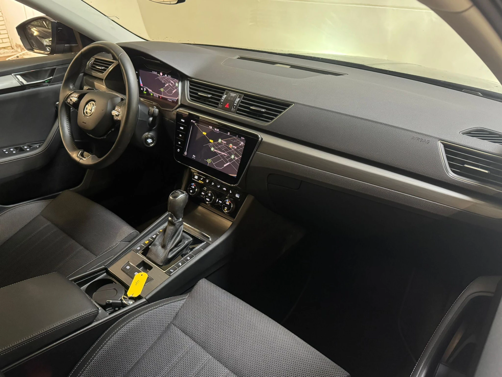 Hoofdafbeelding Škoda Superb