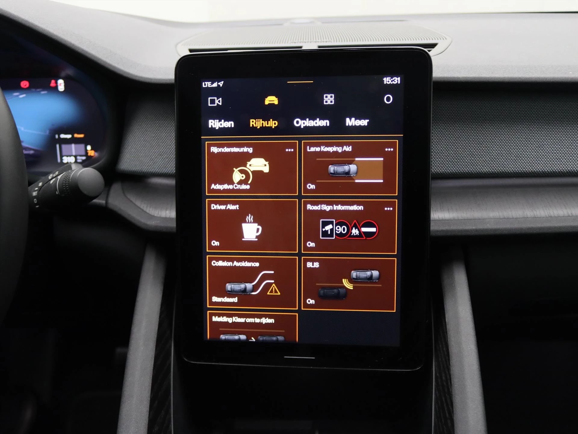 Hoofdafbeelding Polestar 2