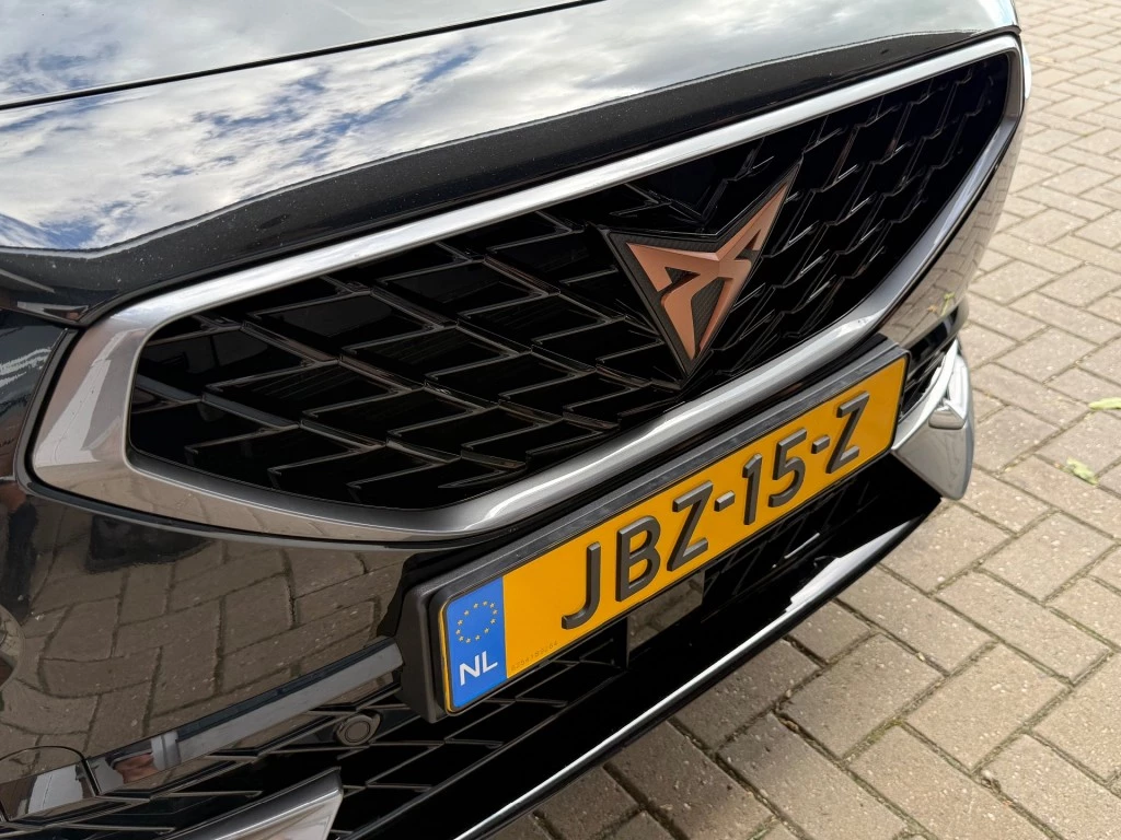 Hoofdafbeelding CUPRA Formentor