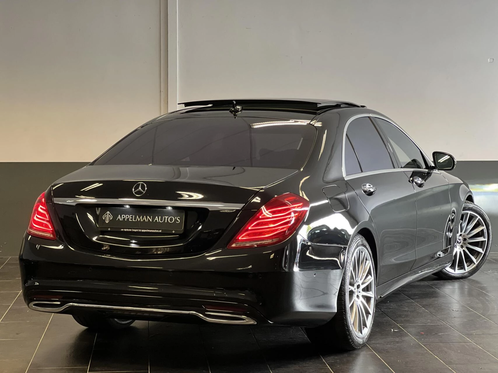 Hoofdafbeelding Mercedes-Benz S-Klasse