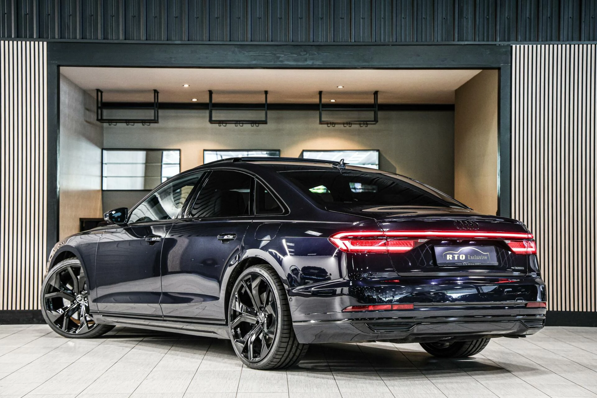 Hoofdafbeelding Audi A8