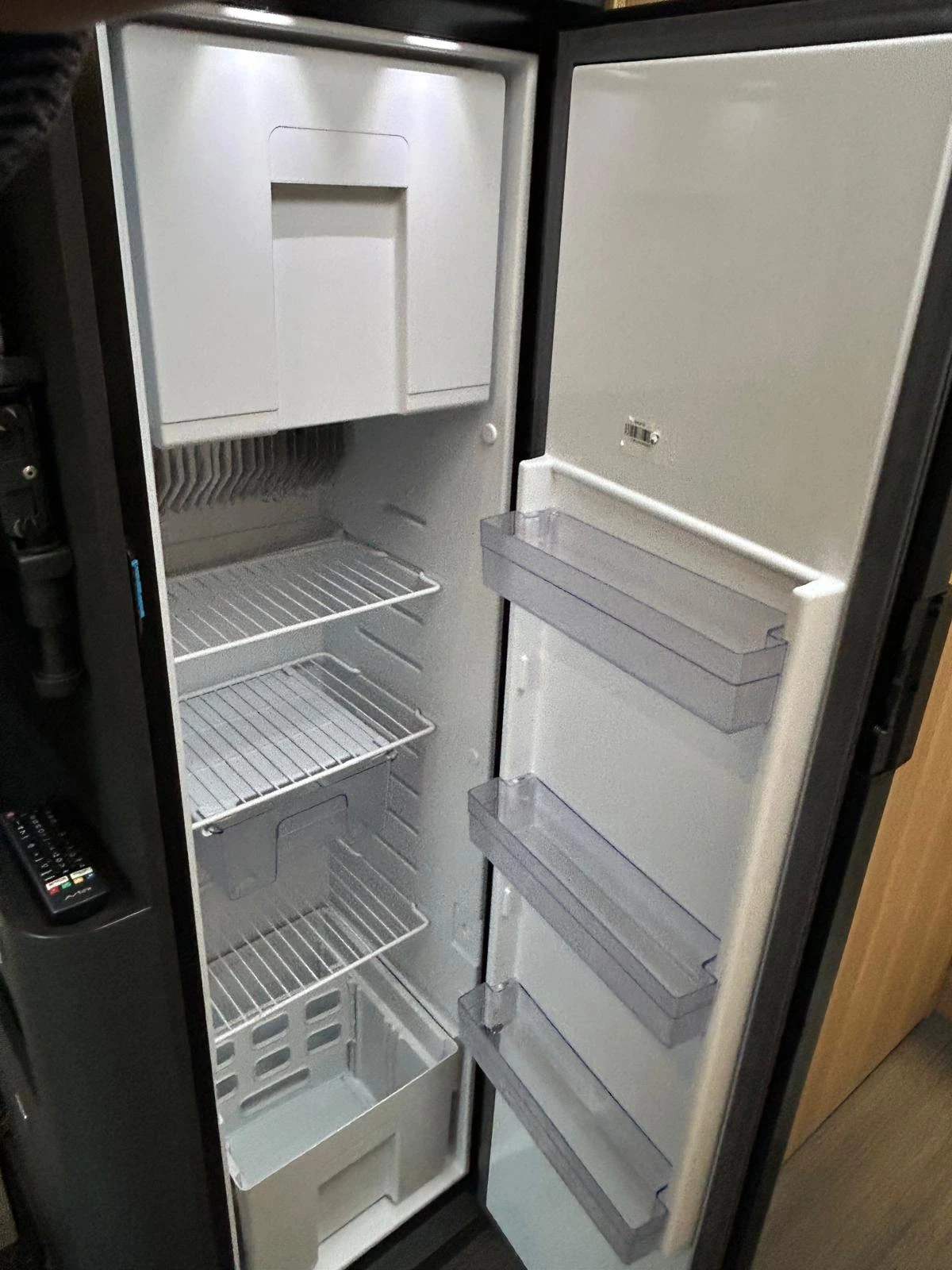 Hoofdafbeelding Adria MATRIX 670SL