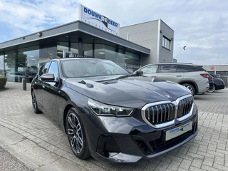 BMW i5 eDrive40 M Sport Edition 84 kWh Pano-Dak | Adapt. Cruise | HUD | Stoelventilatie