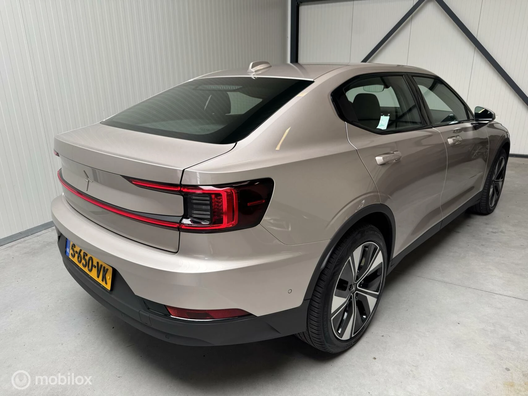 Hoofdafbeelding Polestar 2