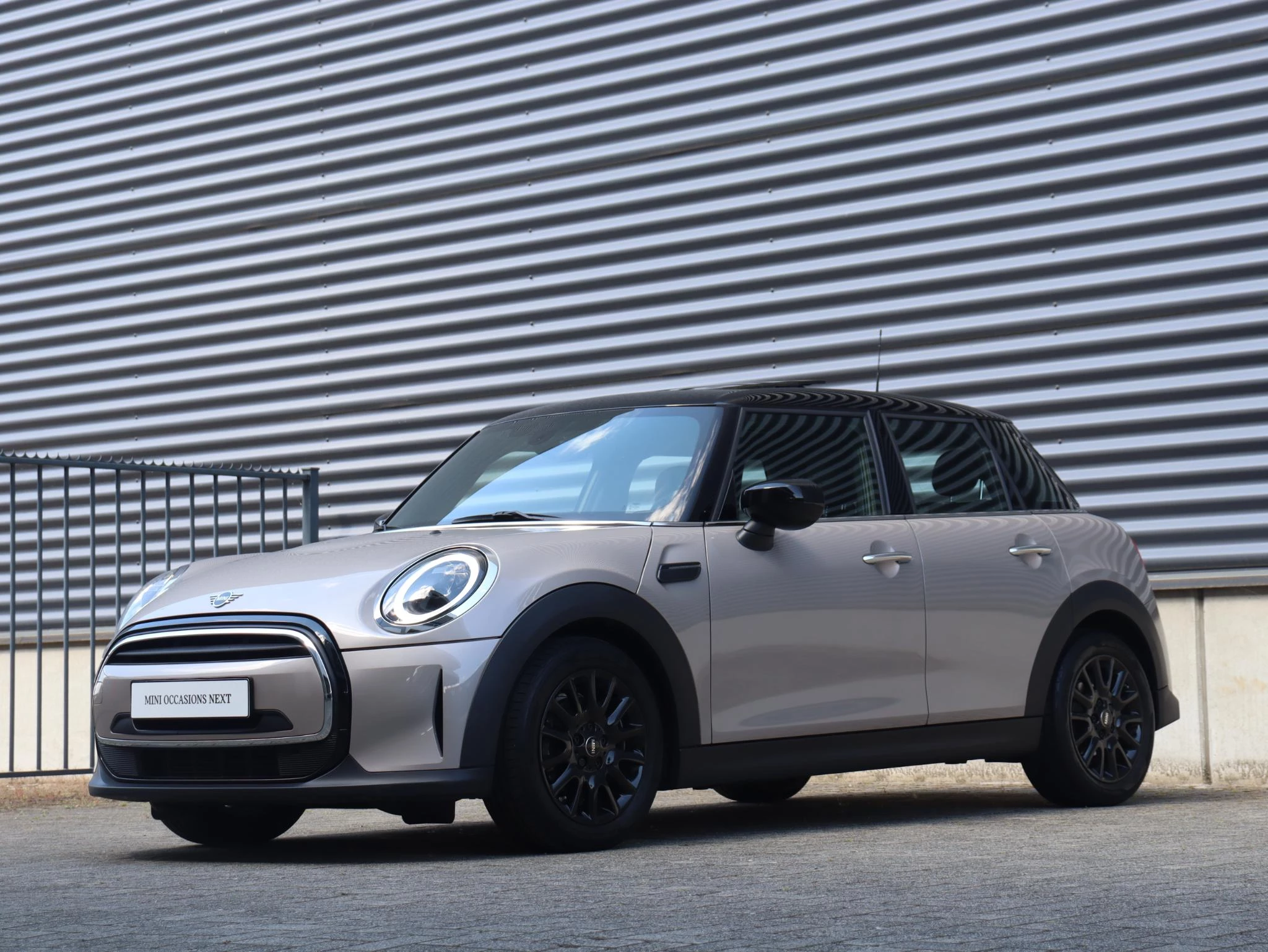 Hoofdafbeelding MINI 5-deurs