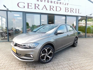 Hoofdafbeelding Volkswagen Polo Volkswagen Polo 1.0 MPI Comfort, Carplay, trekhaak
