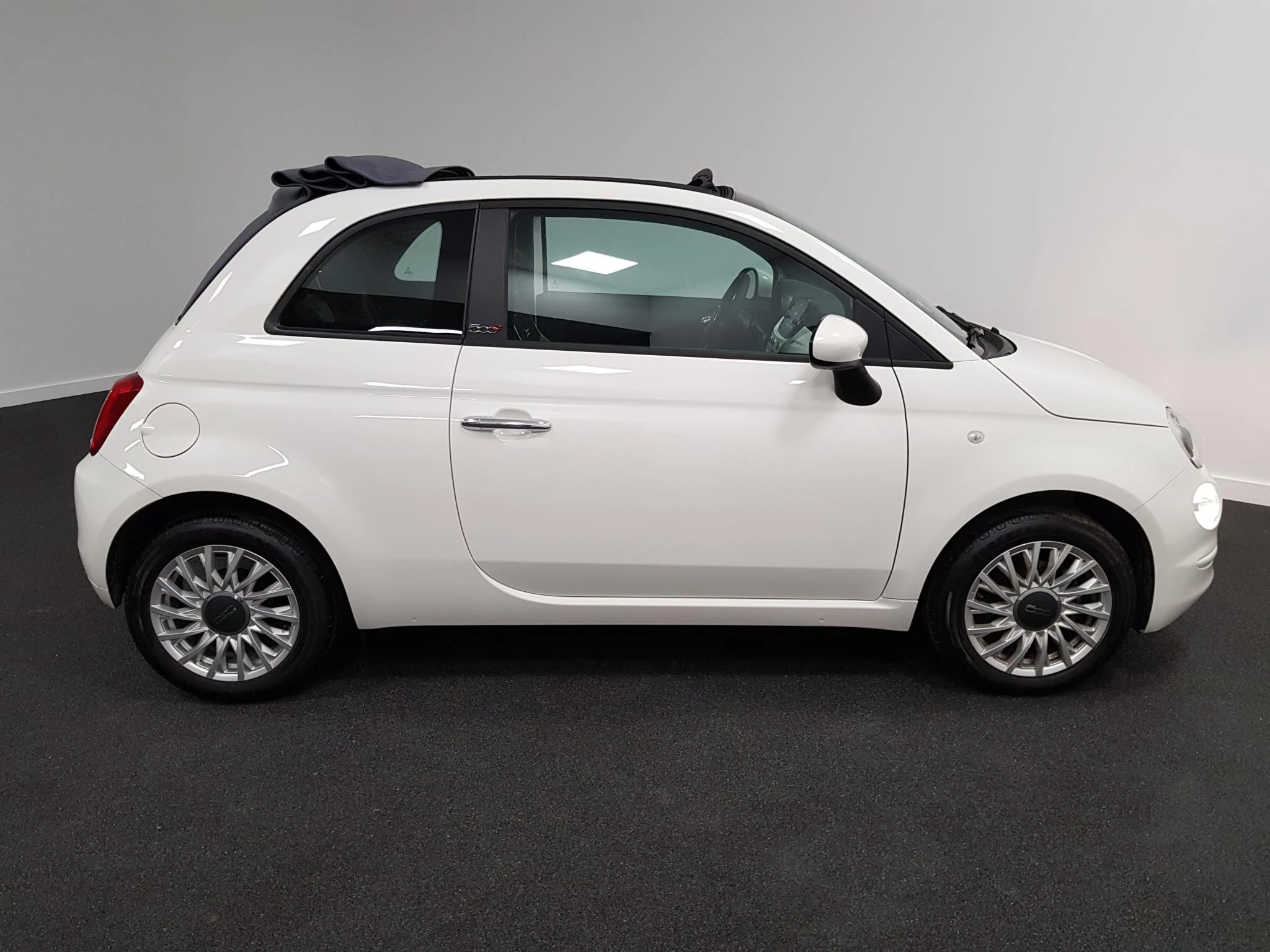 Hoofdafbeelding Fiat 500C