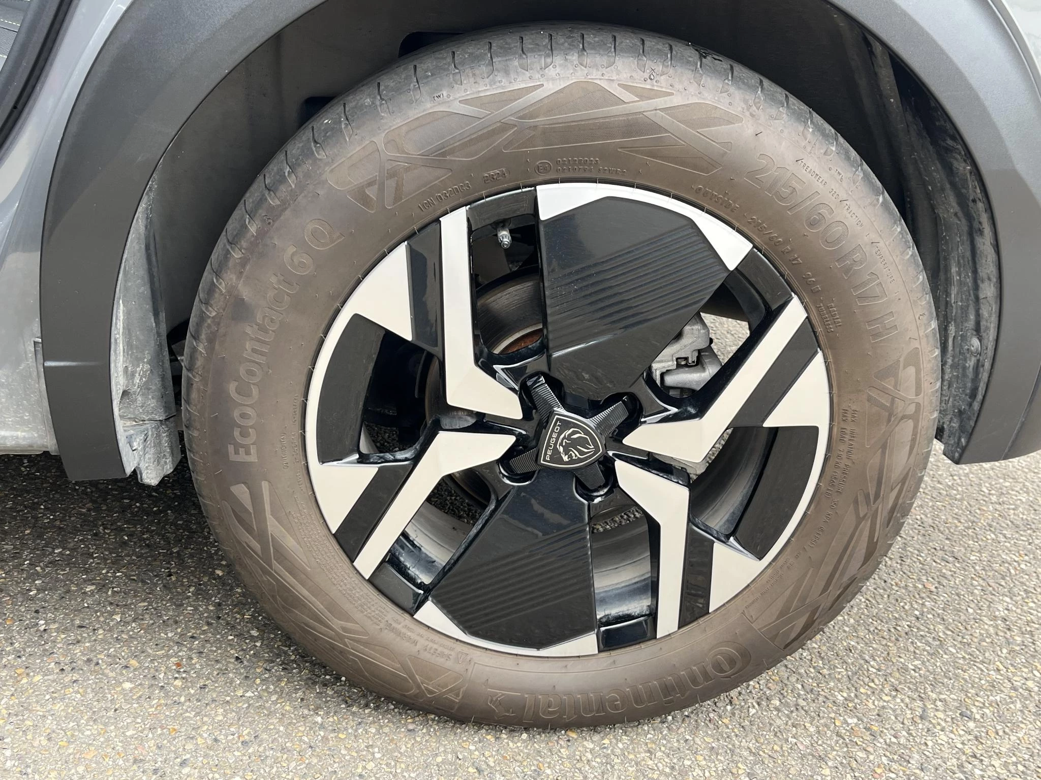 Hoofdafbeelding Peugeot e-2008