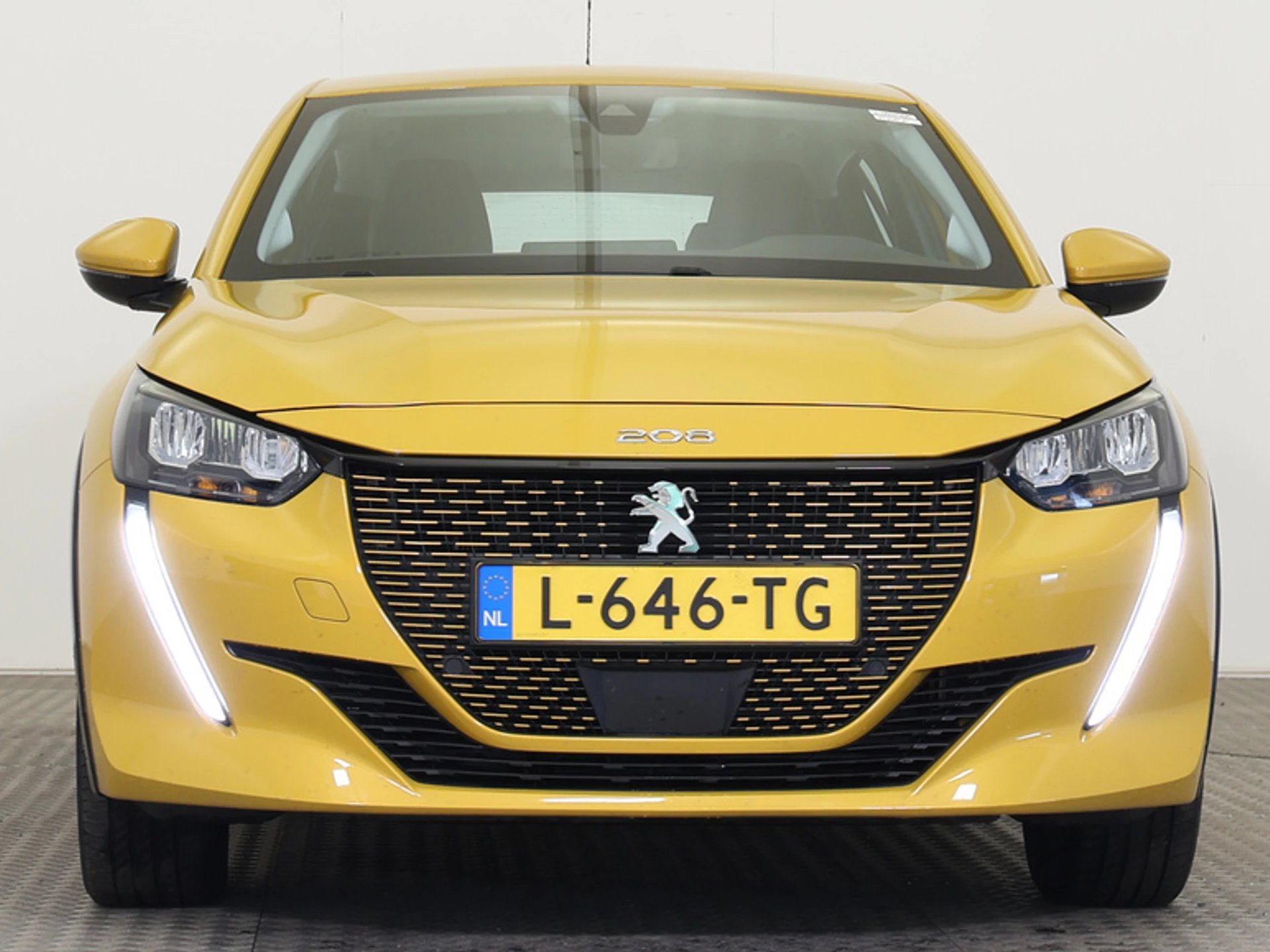 Hoofdafbeelding Peugeot e-208