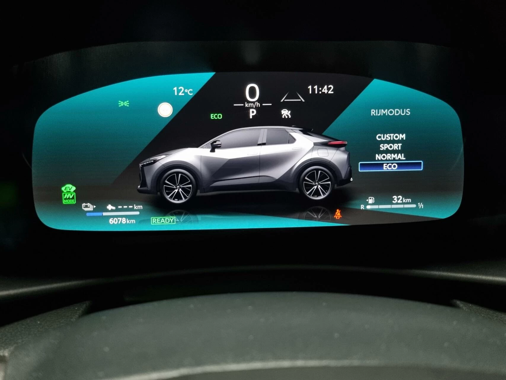 Hoofdafbeelding Toyota C-HR