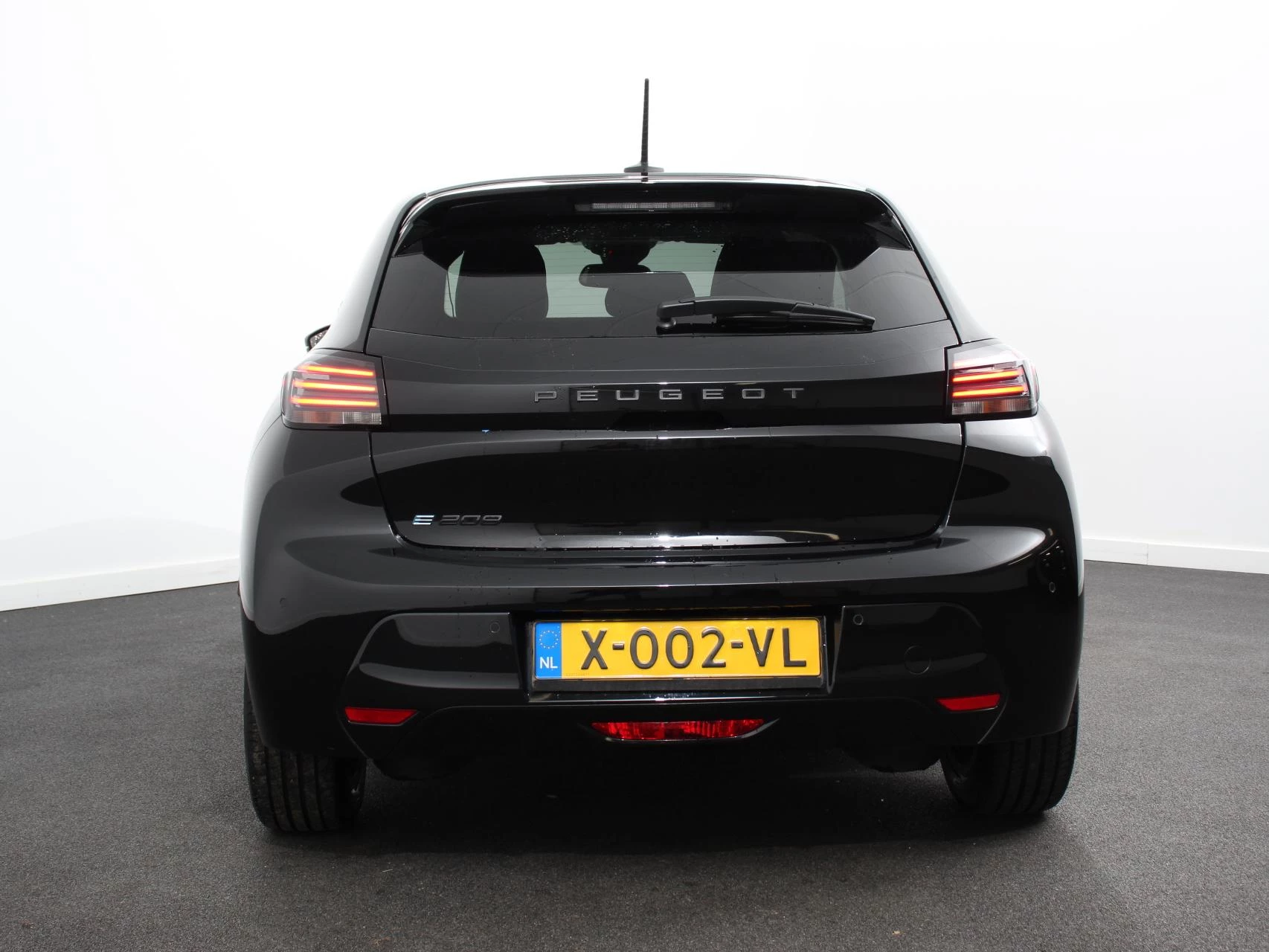 Hoofdafbeelding Peugeot e-208
