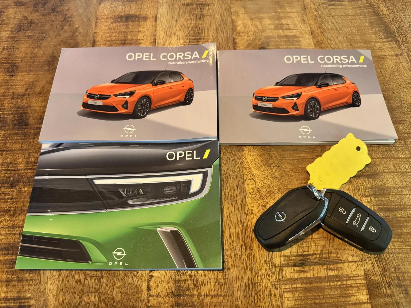 Hoofdafbeelding Opel Corsa