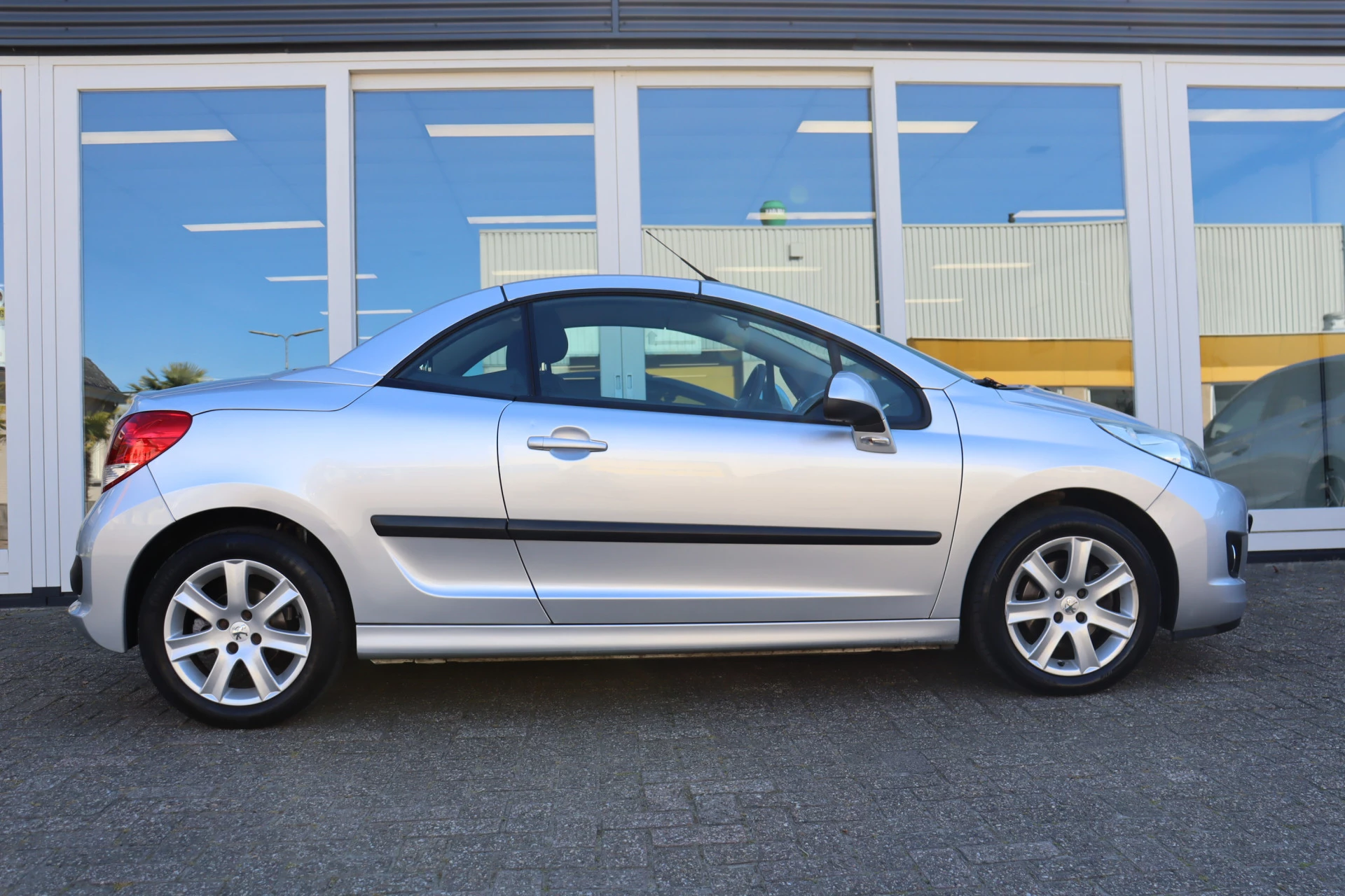 Hoofdafbeelding Peugeot 207