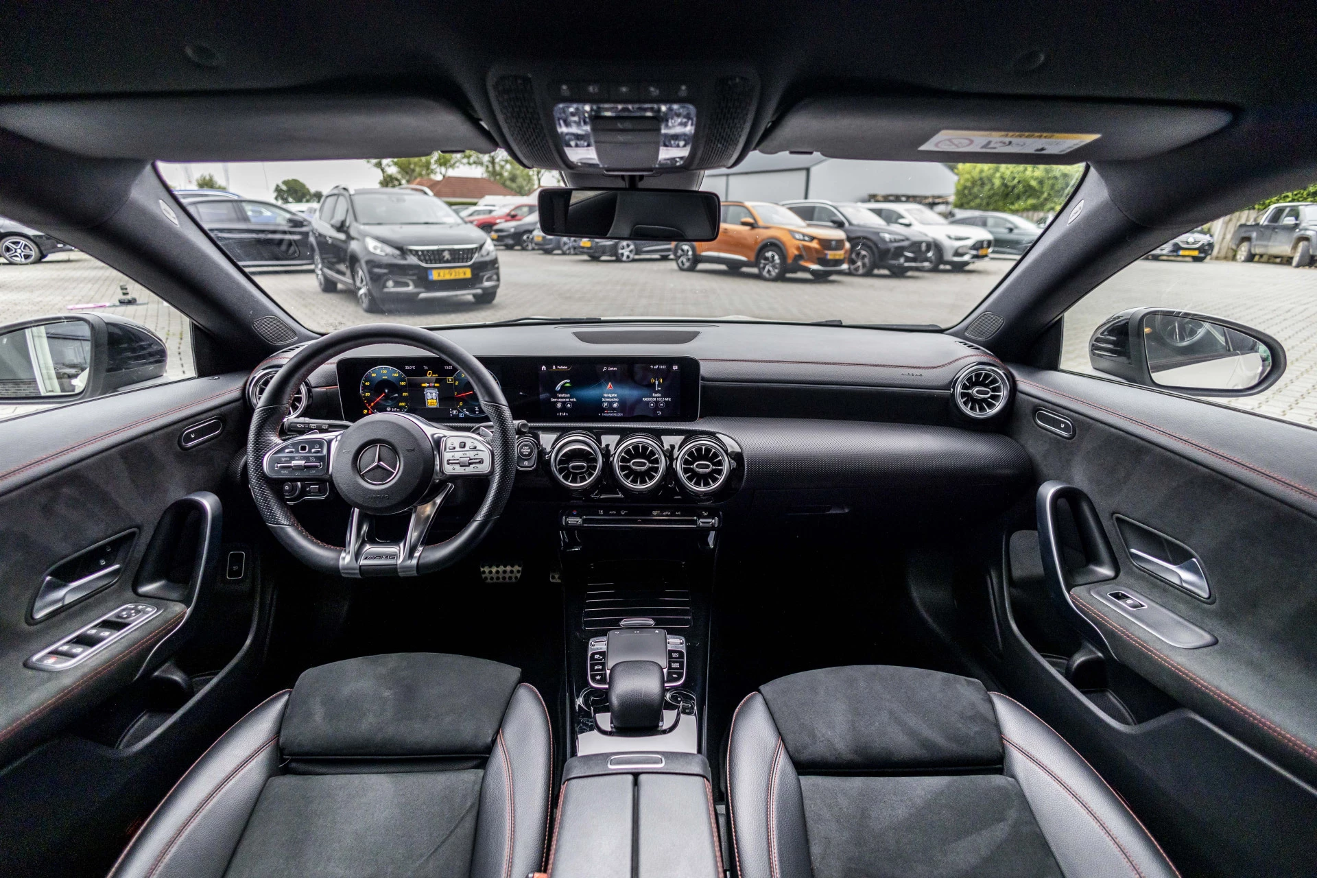 Hoofdafbeelding Mercedes-Benz CLA