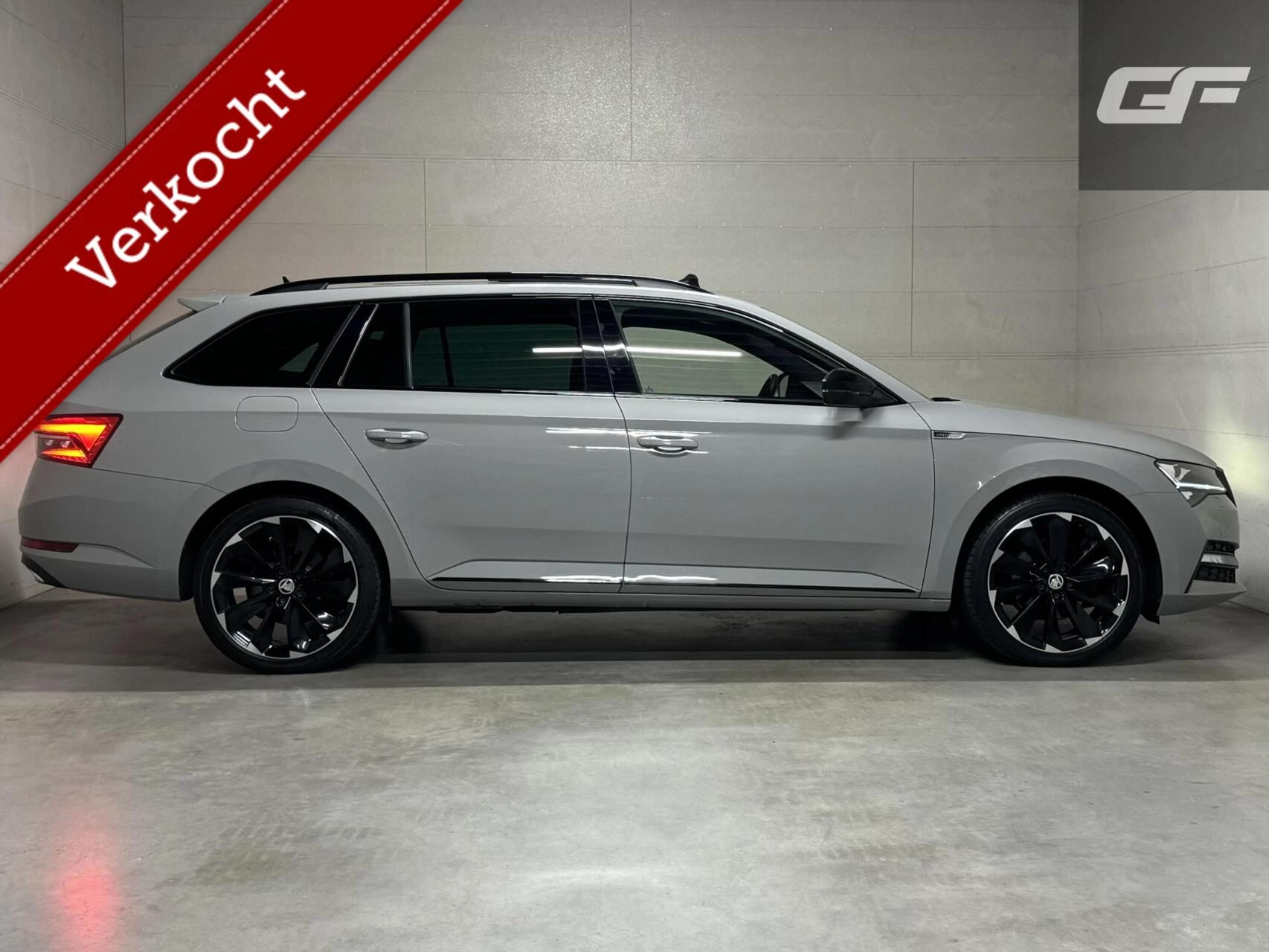 Hoofdafbeelding Škoda Superb