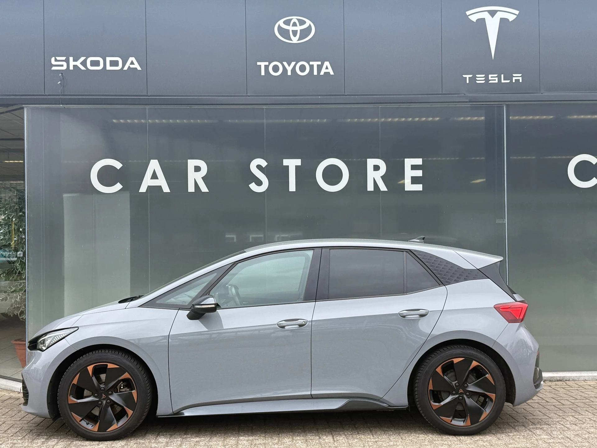 Hoofdafbeelding CUPRA Born