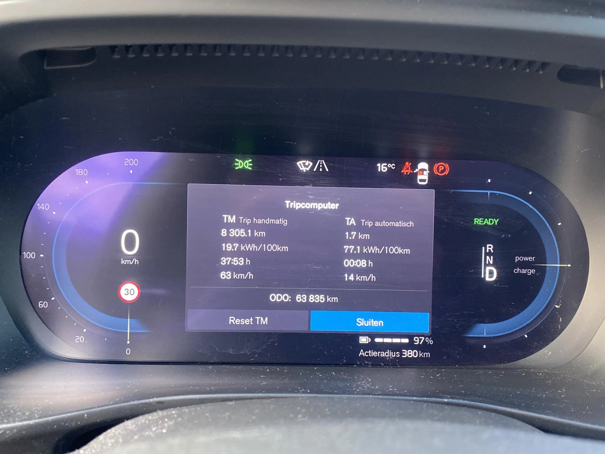 Hoofdafbeelding Volvo C40