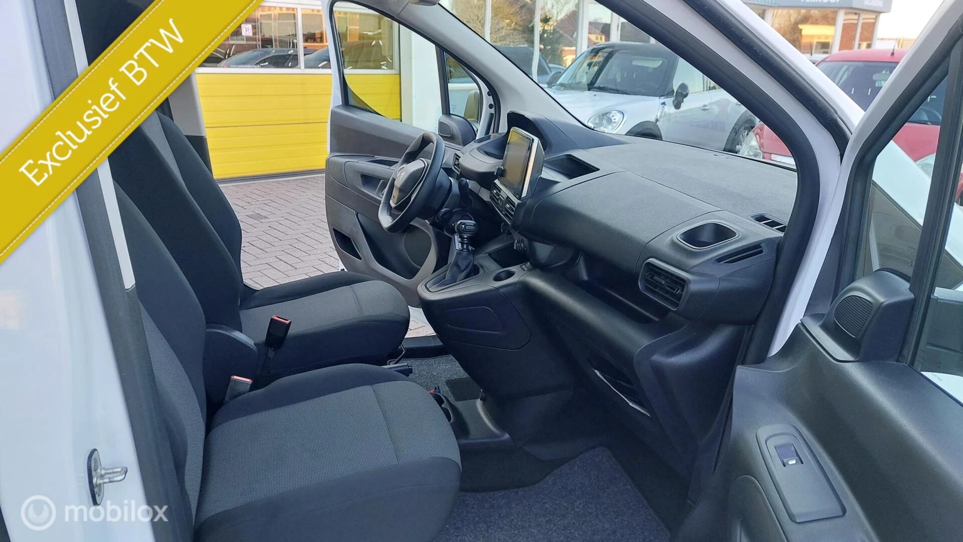 Hoofdafbeelding Peugeot Partner