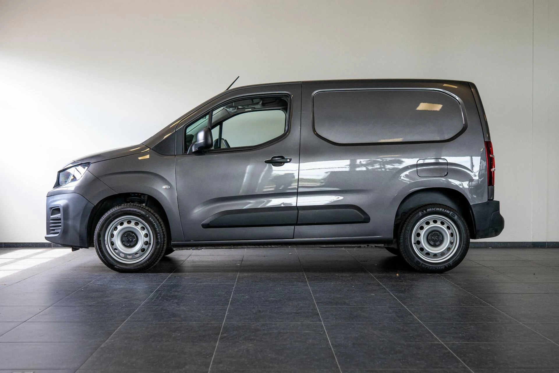 Hoofdafbeelding Peugeot Partner