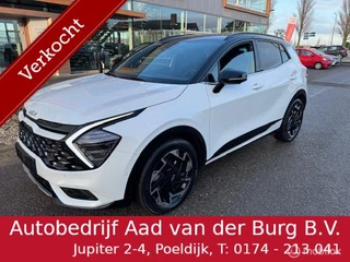 Kia Sportage 1.6T PHEV  AWD GT-PlusLine  , Dodehoek detectie , Parkeer assistent , Electr achterklep , Keyless , Electr verstelbare stoelen met geheugen , Meest luxe uitvoering ,  65km volledig electrische  rijden  hierna Hybride