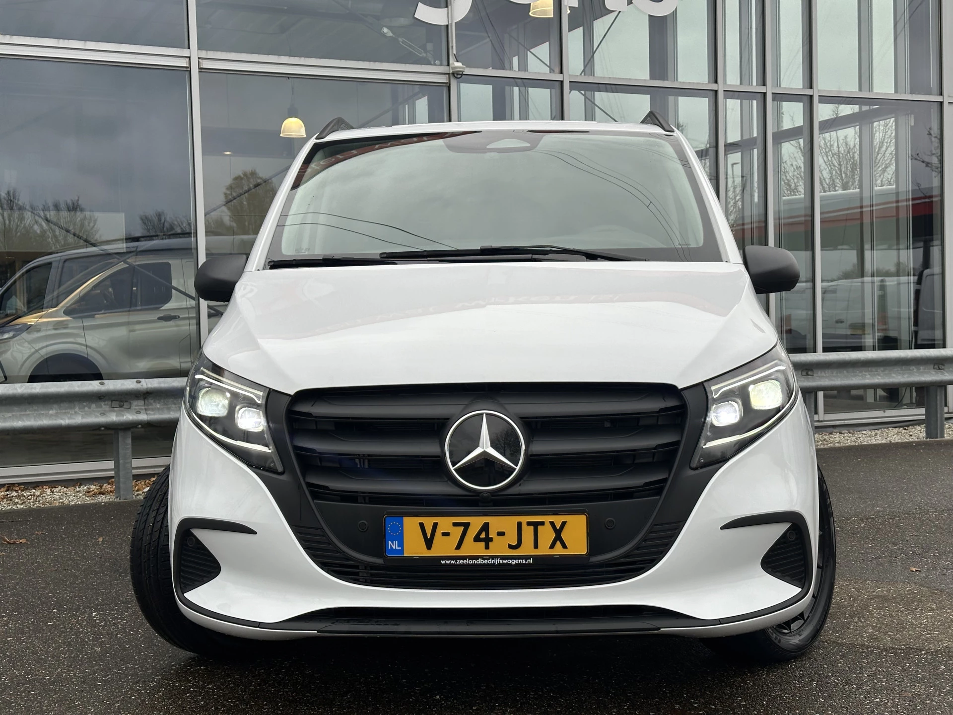 Hoofdafbeelding Mercedes-Benz Vito