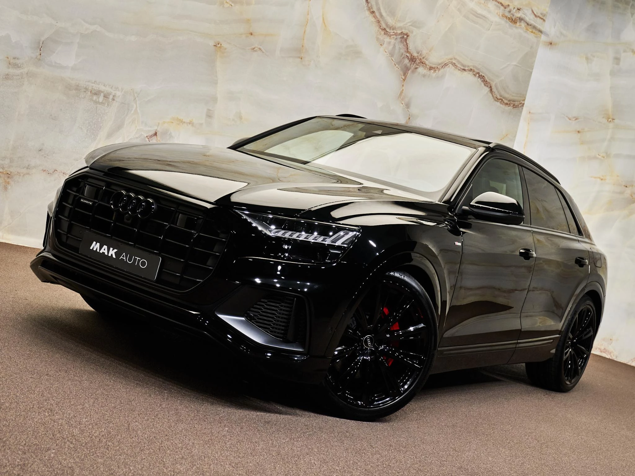 Hoofdafbeelding Audi Q8