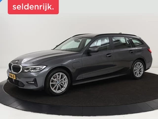 BMW 3-serie 330e eDrive Edition | Leder | Sportstoelen |  Adaptive cruise | Stoelverwarming | Carplay | Live Cockpit | Navigatie | Parkeerhulp | Full LED