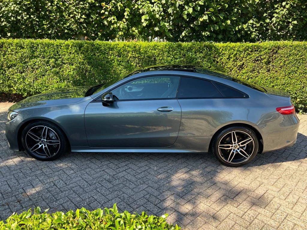 Hoofdafbeelding Mercedes-Benz E-Klasse
