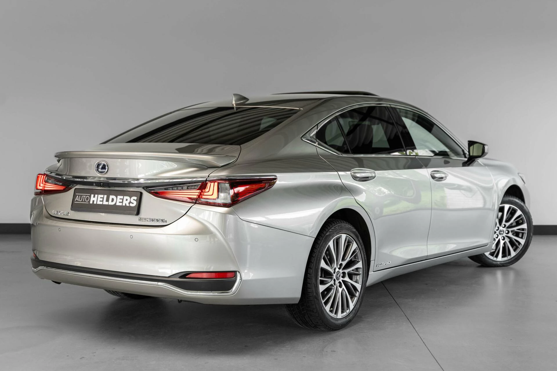 Hoofdafbeelding Lexus ES
