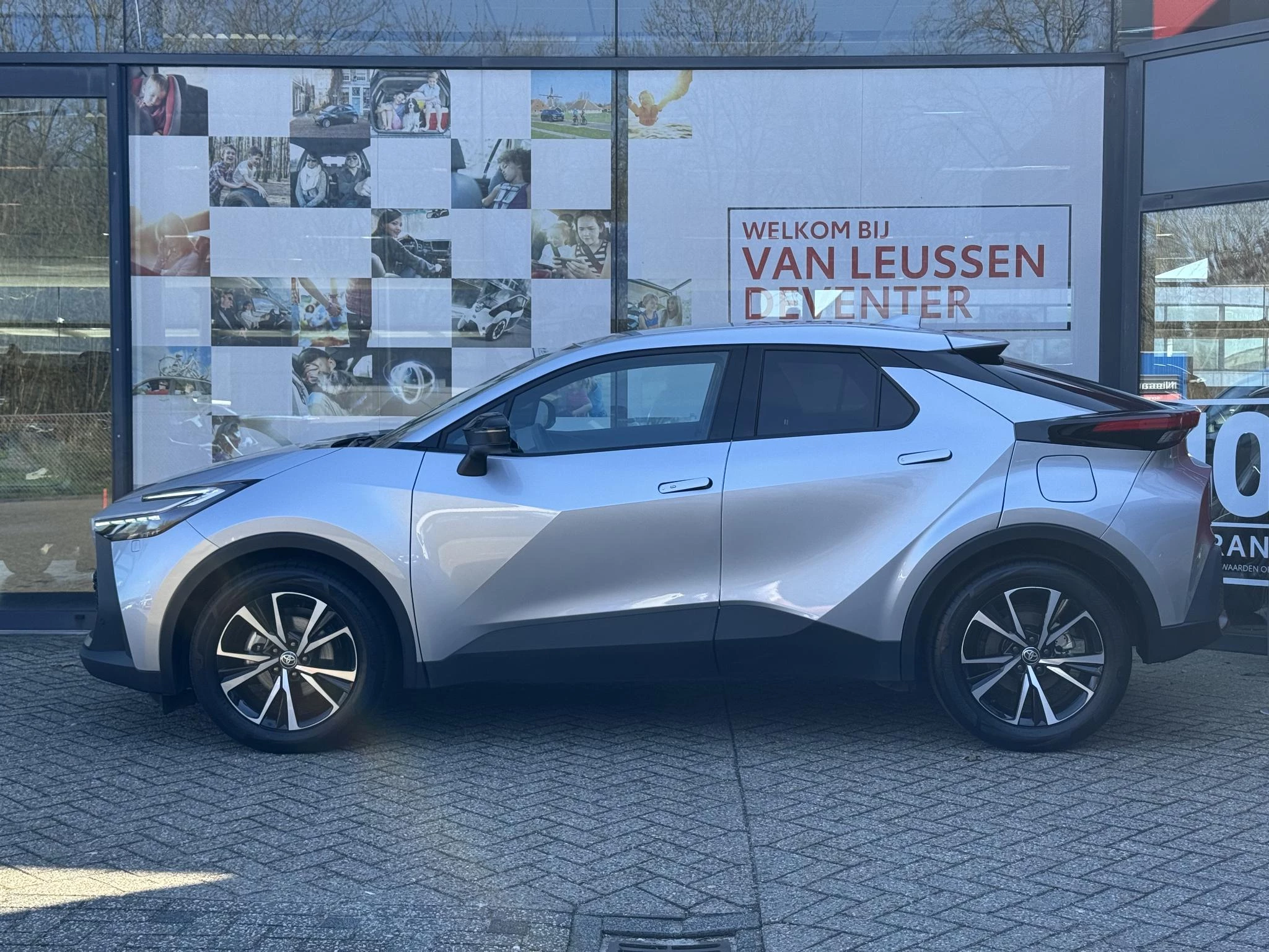 Hoofdafbeelding Toyota C-HR