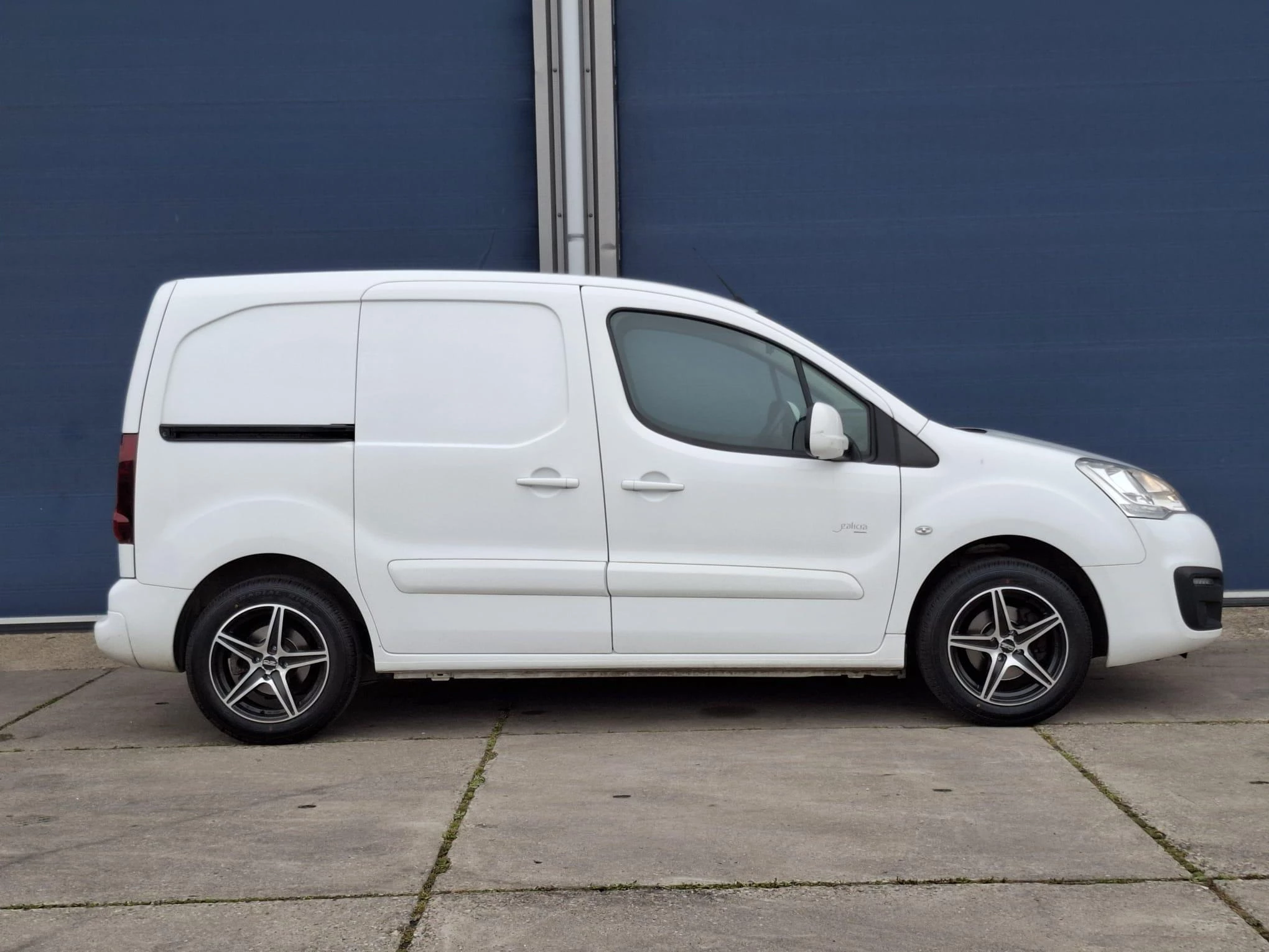 Hoofdafbeelding Peugeot Partner