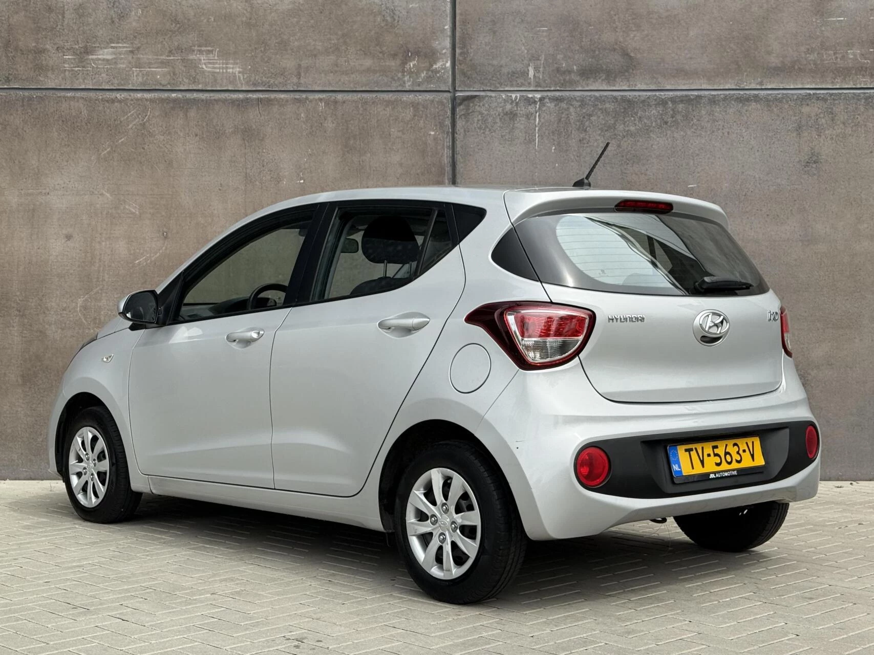 Hoofdafbeelding Hyundai i10