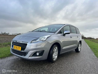 Hoofdafbeelding Peugeot 5008 Peugeot 5008 1.6 THP Blue Lease Executive 7p. 155.895 n.a.p.