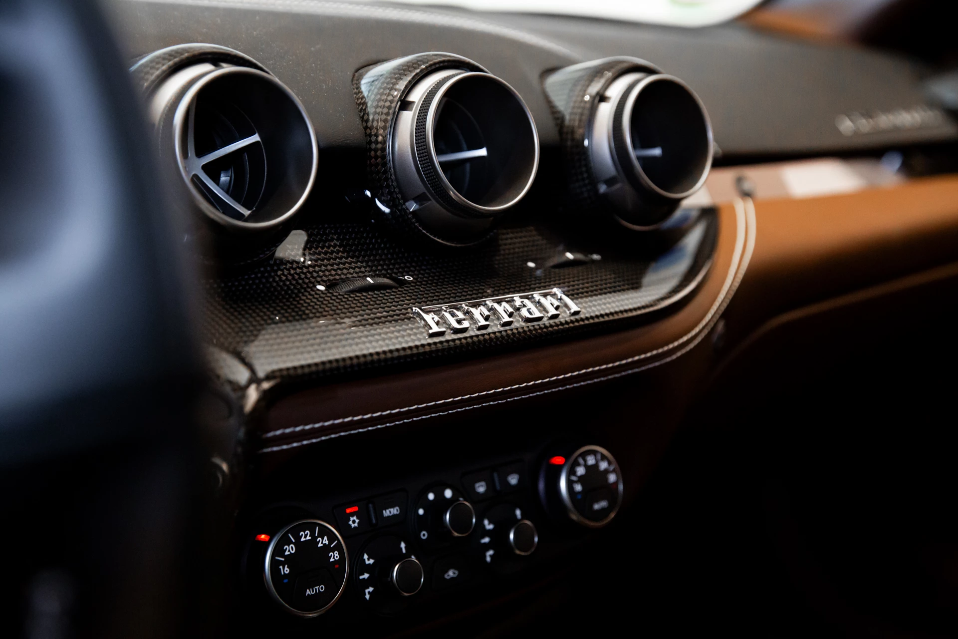 Hoofdafbeelding Ferrari F12