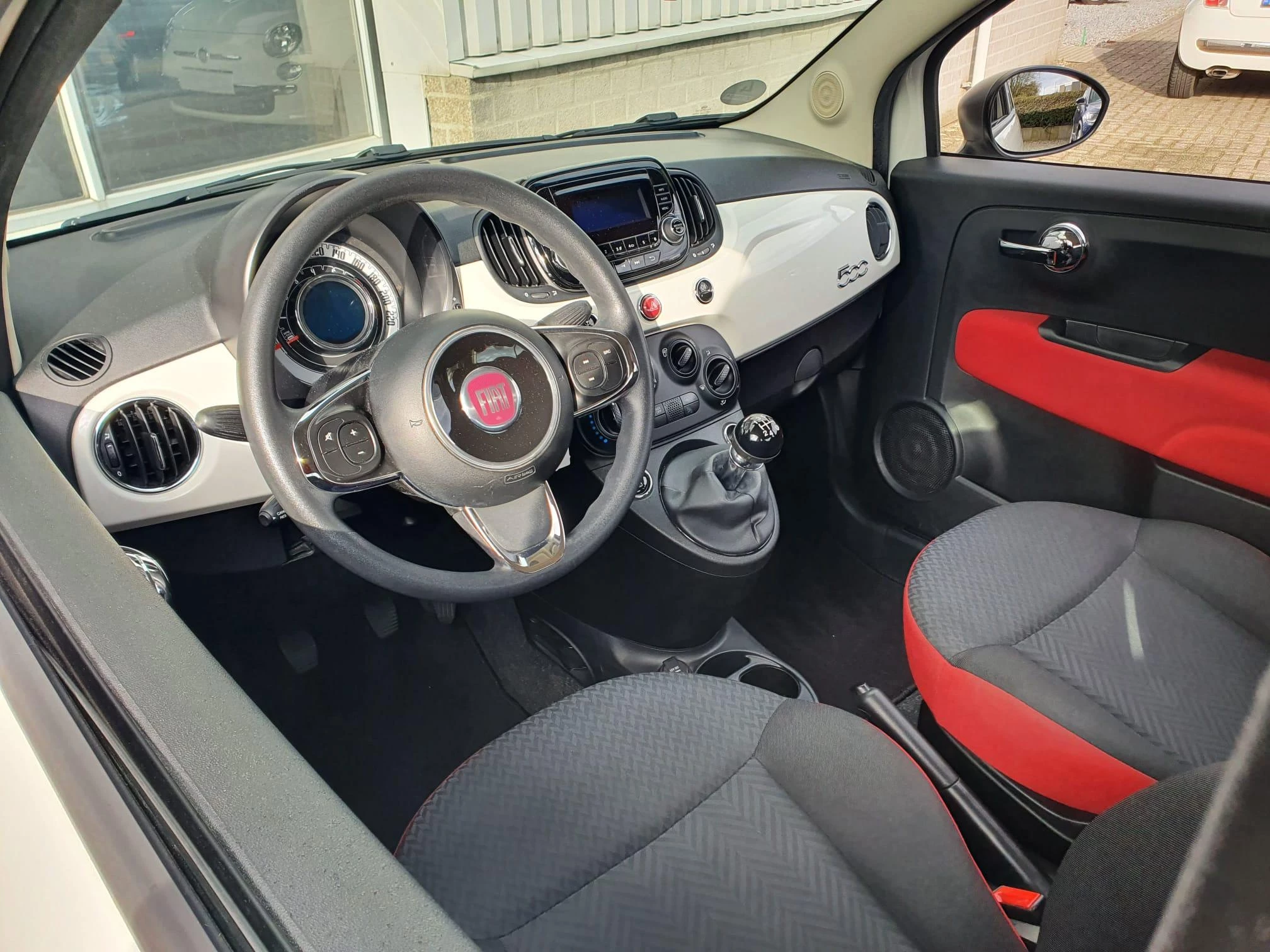 Hoofdafbeelding Fiat 500