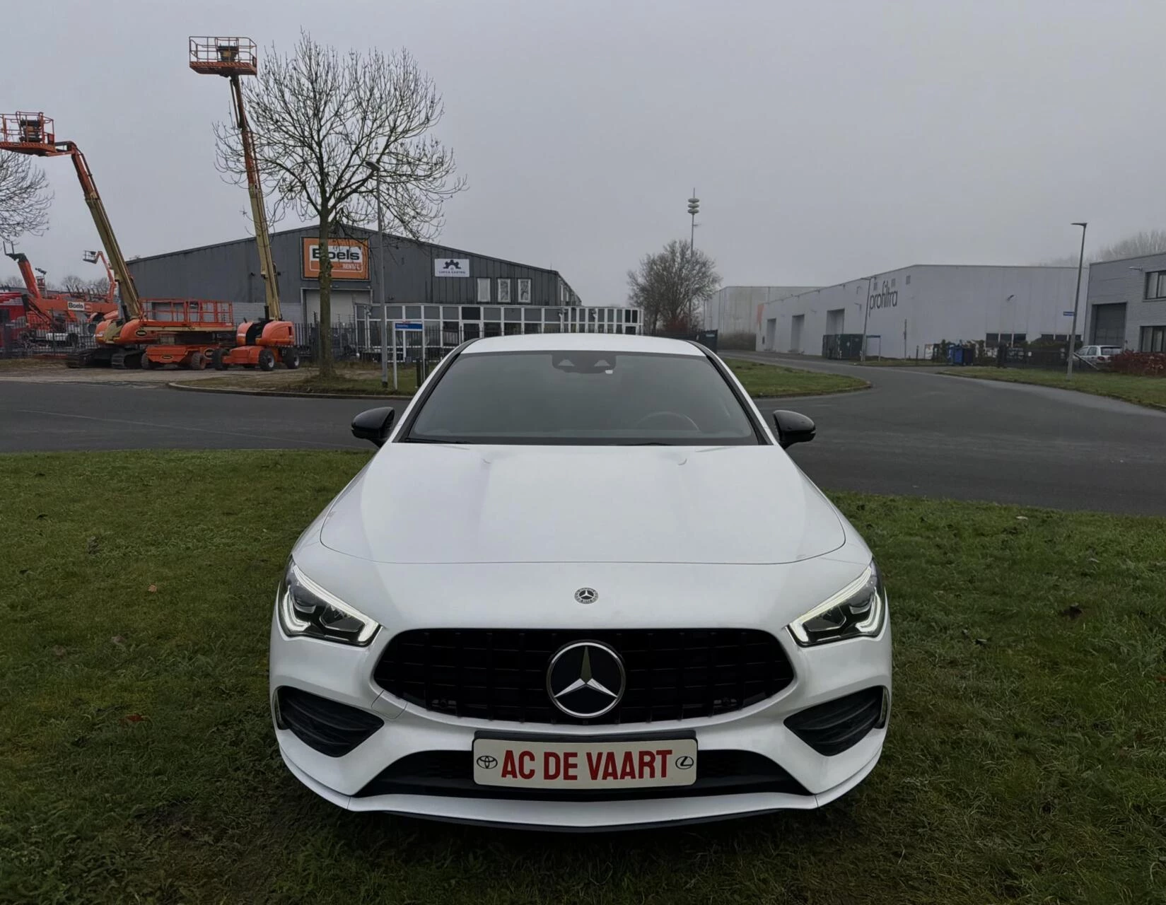 Hoofdafbeelding Mercedes-Benz CLA