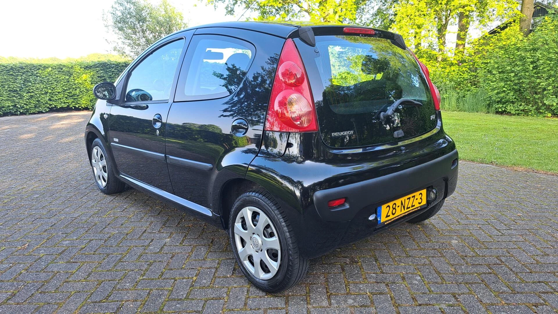 Hoofdafbeelding Peugeot 107
