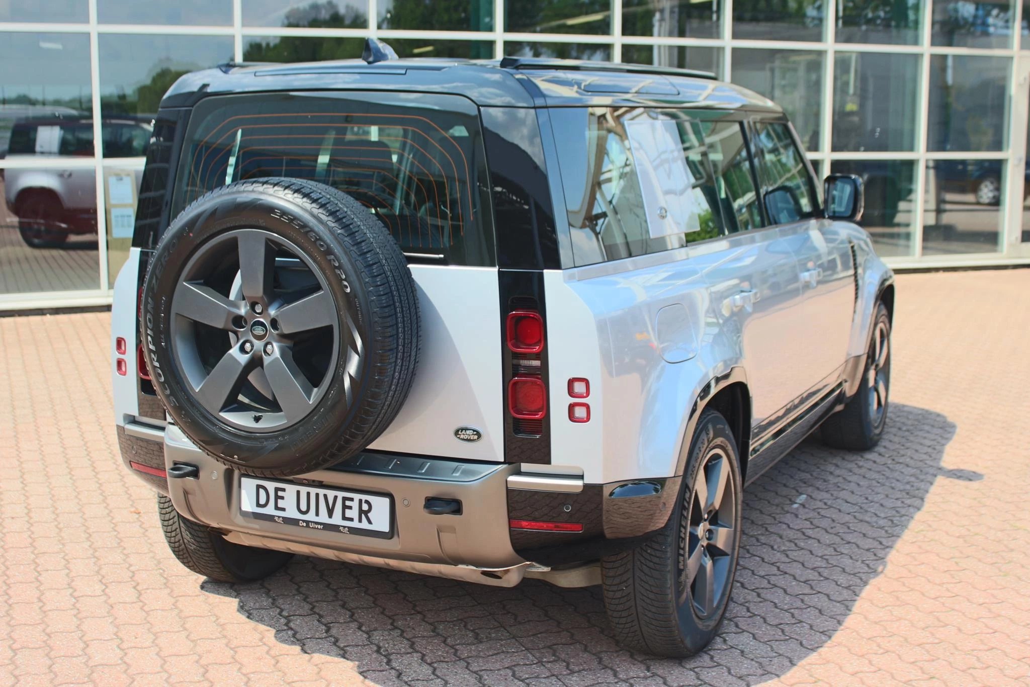 Hoofdafbeelding Land Rover Defender