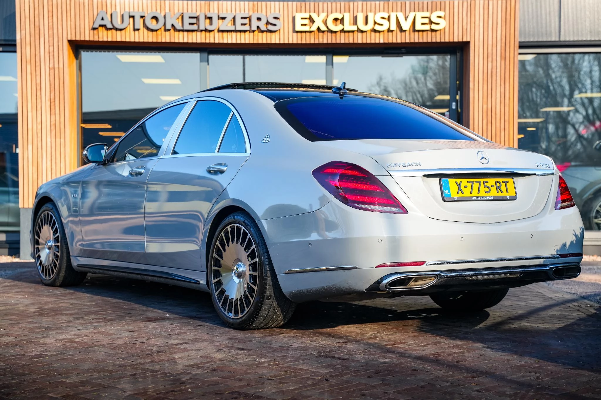 Hoofdafbeelding Mercedes-Benz S-Klasse