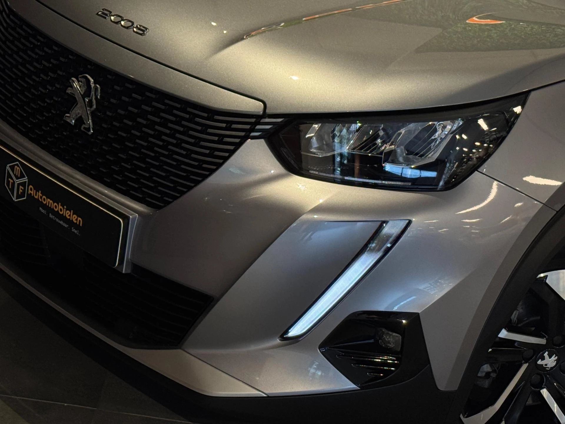 Hoofdafbeelding Peugeot e-2008
