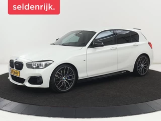 BMW 1-serie M140i High Executive | Stoelverwarming | Carplay |  Leder | Adaptief LED | Keyless | Navigatie | Sportstoelen | Parkeerhulp | Climate control | Cruise control | Bluetooth | Getint glas | M Sport