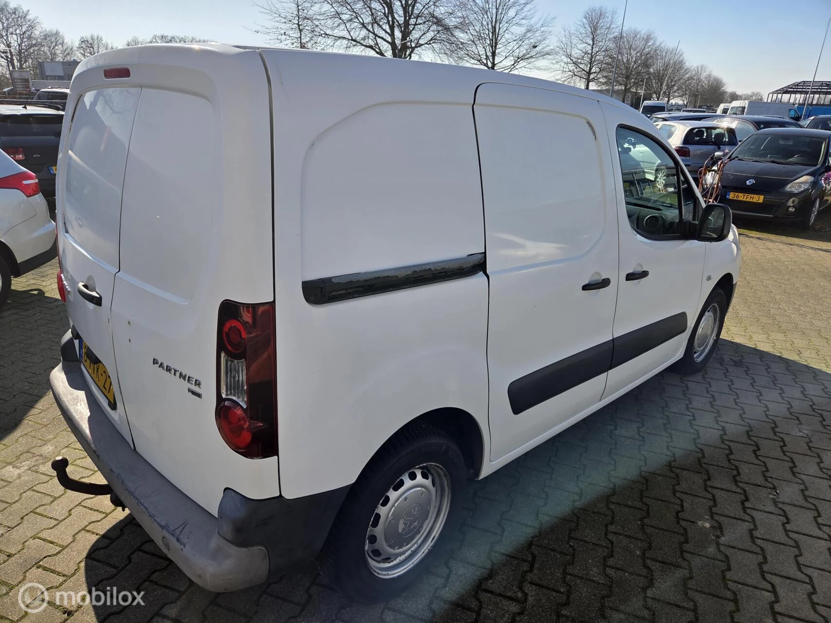 Hoofdafbeelding Peugeot Partner