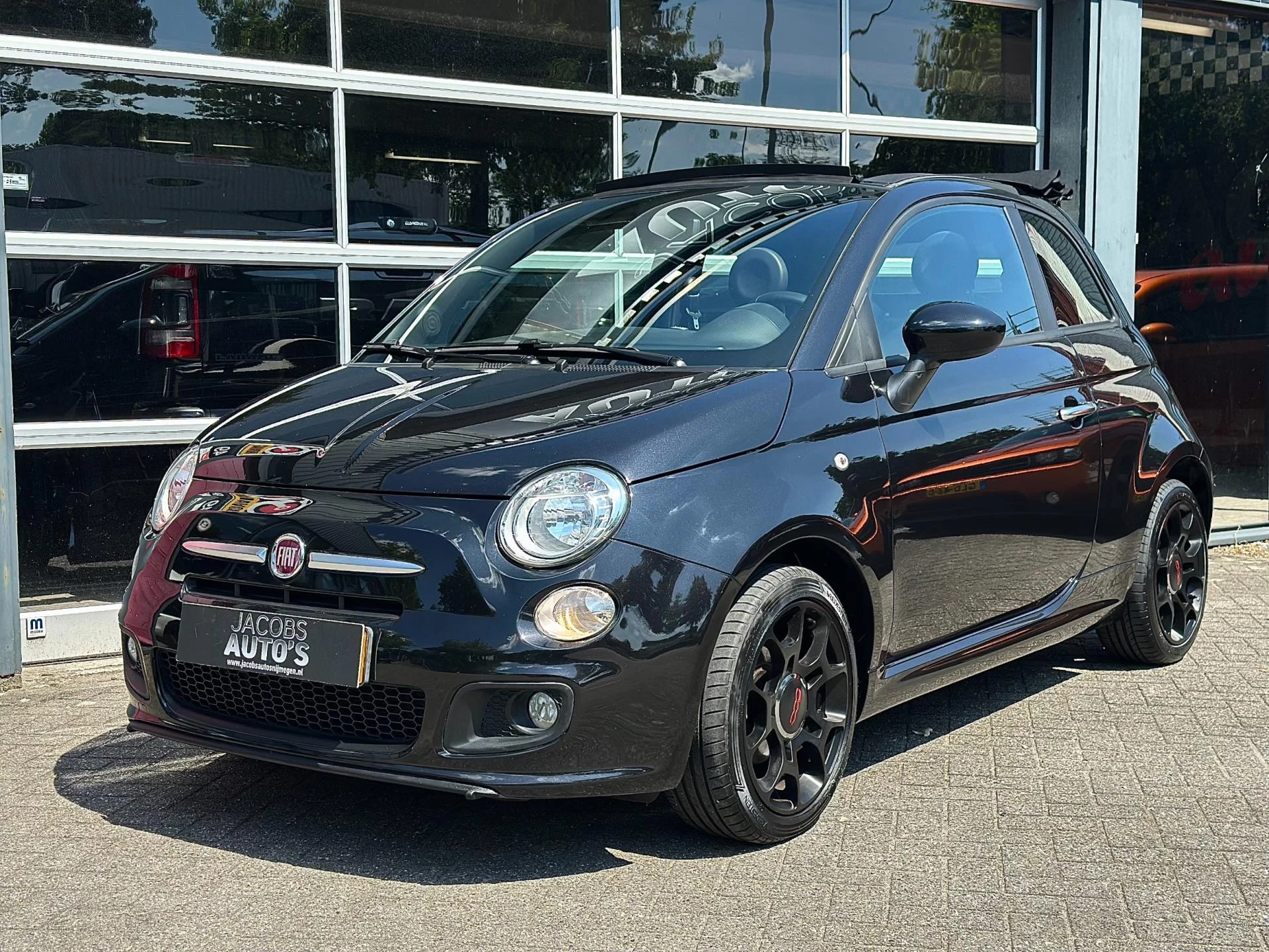Hoofdafbeelding Fiat 500C