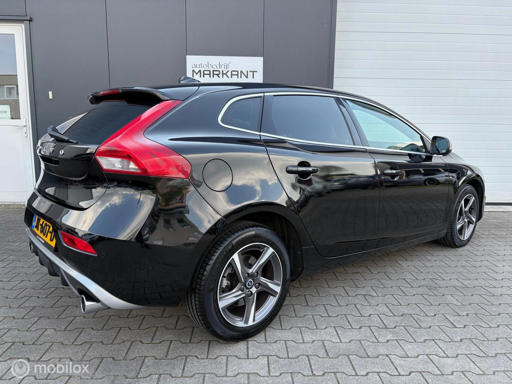 Hoofdafbeelding Volvo V40