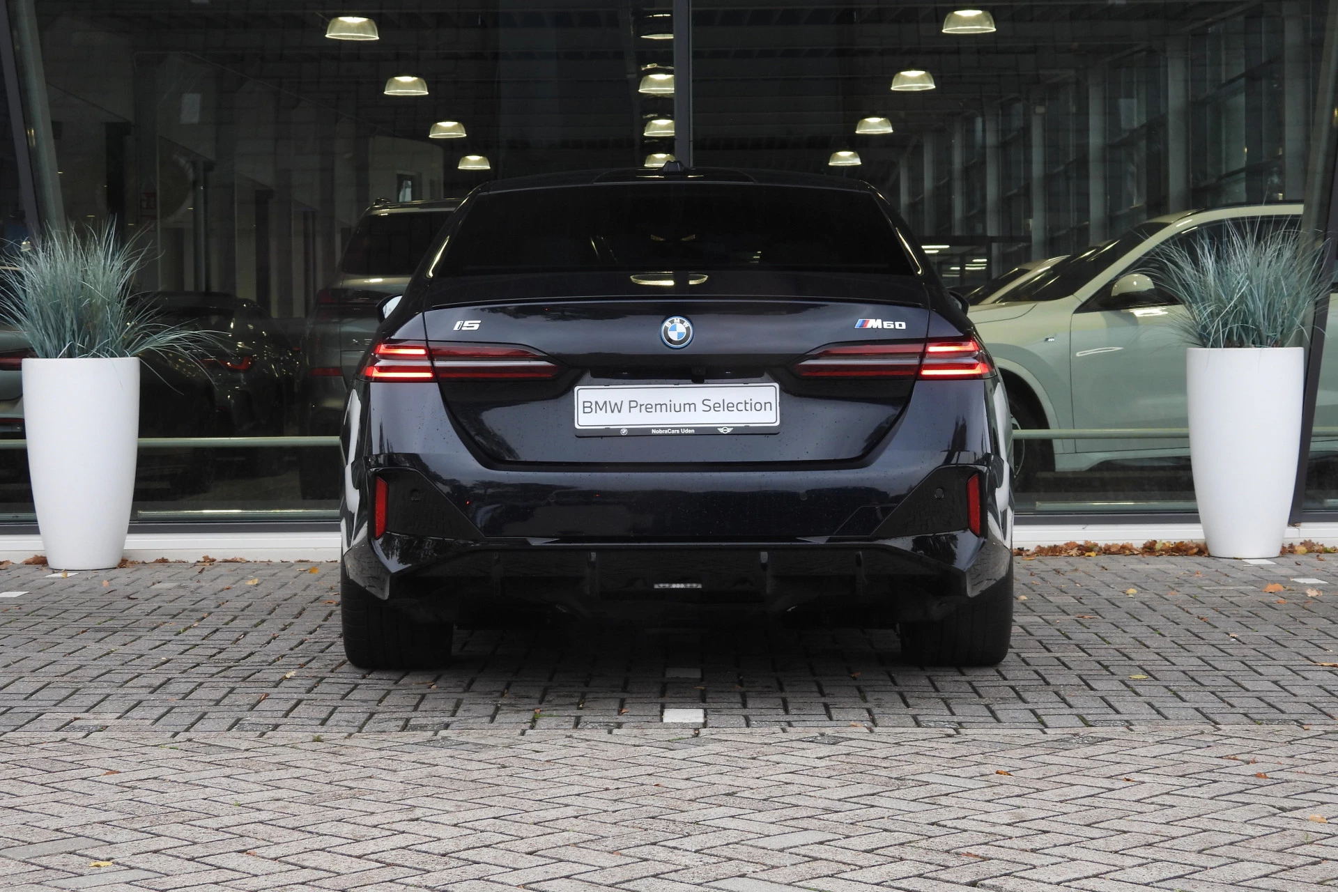 Hoofdafbeelding BMW i5