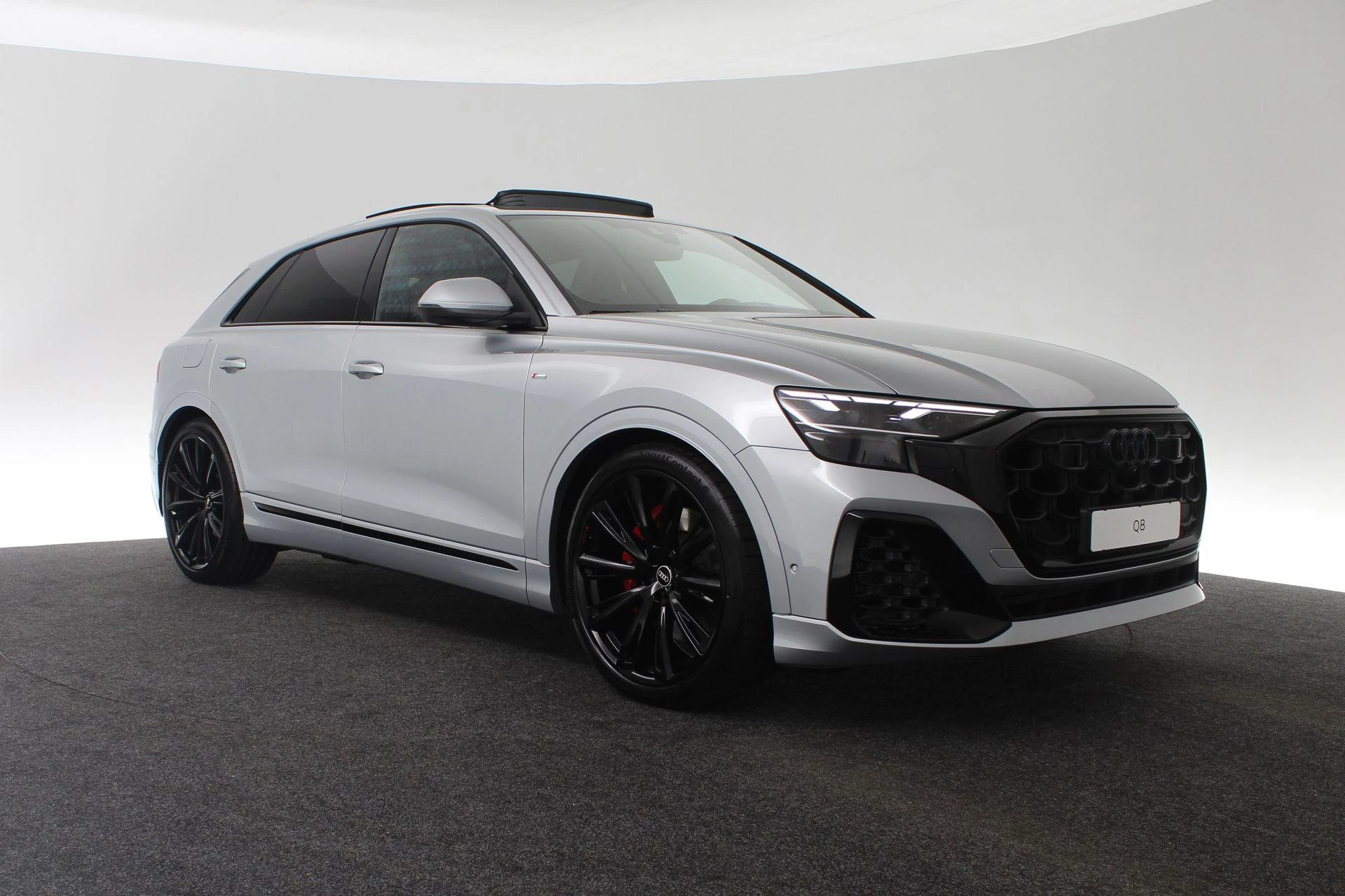 Hoofdafbeelding Audi Q8