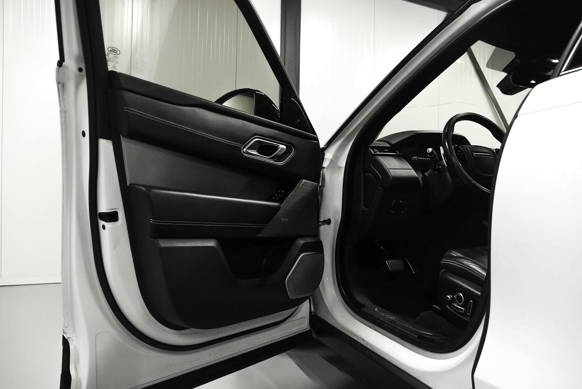 Hoofdafbeelding Land Rover Range Rover Velar