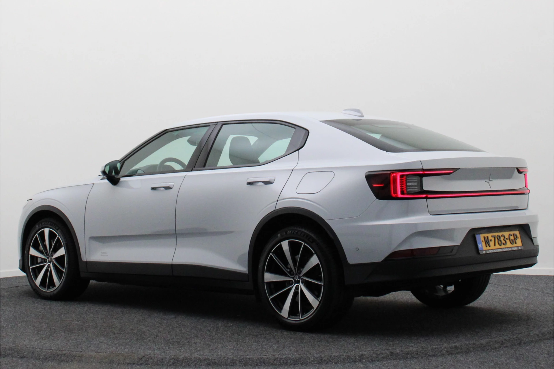 Hoofdafbeelding Polestar 2